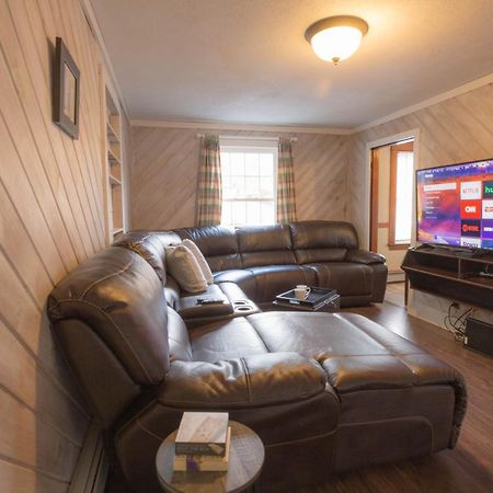Sunnyside Home Near Sunday River, Black Mountain, Lakes And Hikes Rumford Exterior photo